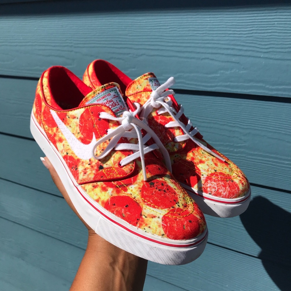 Stefan Janoski x Skate Mental Pepperoni Pizza
